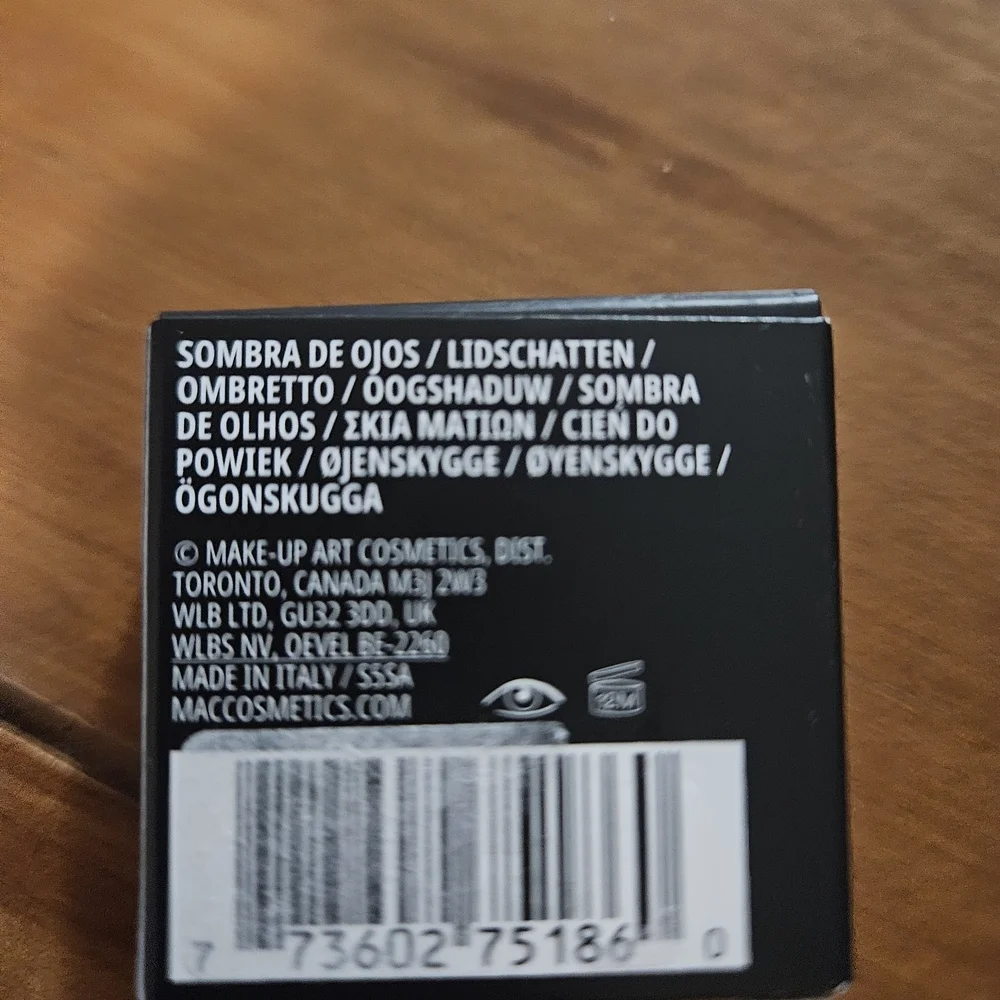 MAC Cosmetics Dazzleshadow In Color She Sparkles. NIB